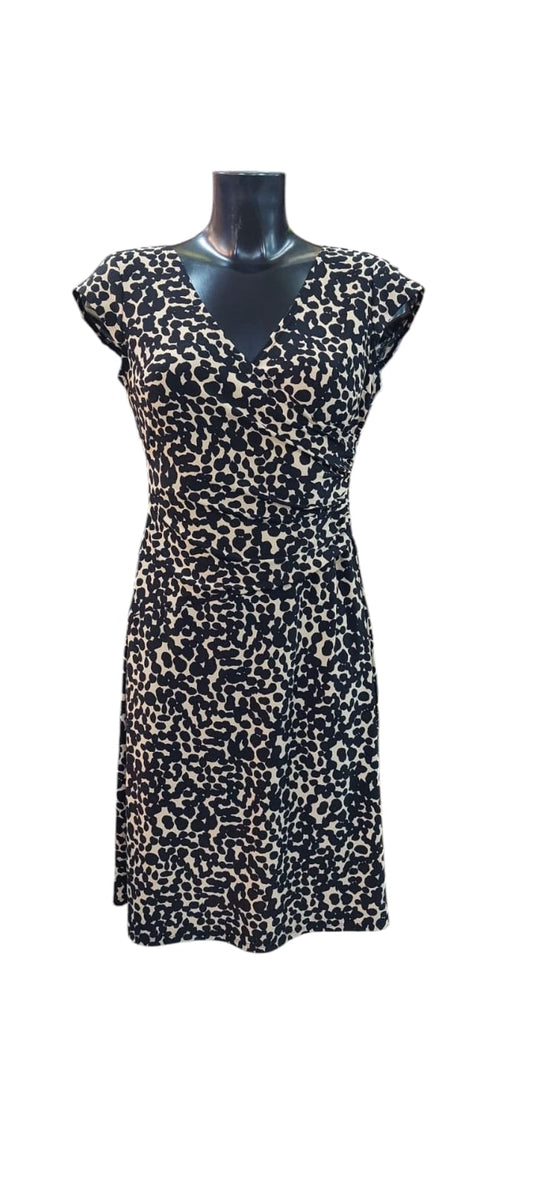 Vestido Beige con negro